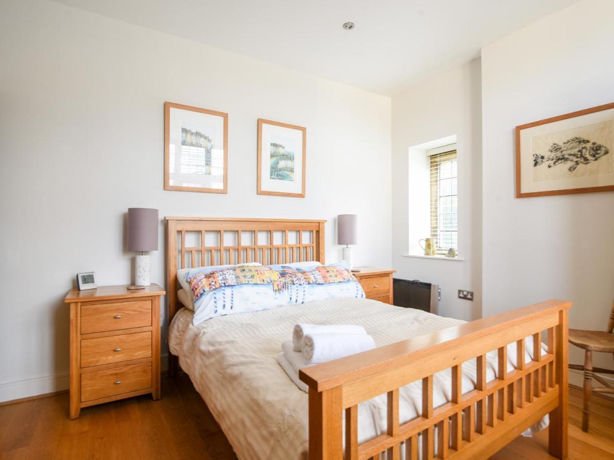 3 Coram Tower Apartment Lyme Regis Exterior photo